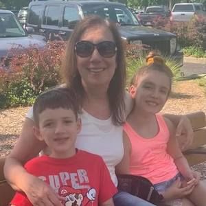 Meet your Posher, Christine